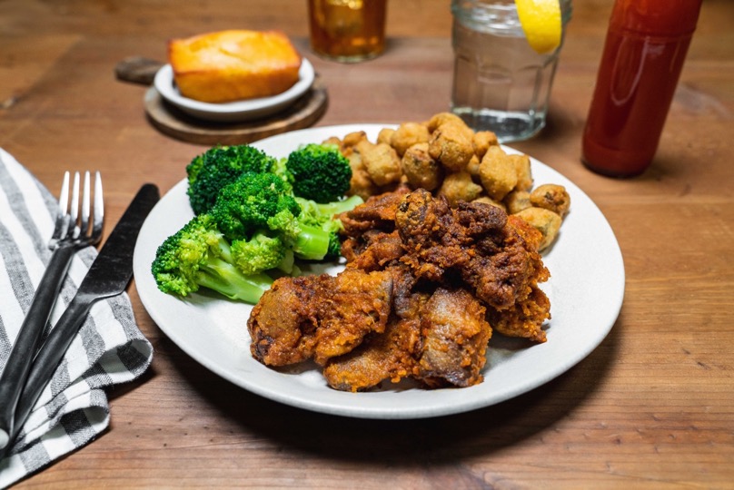 chicken livers and okra with broccoli