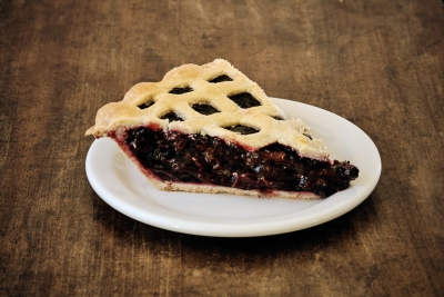 slice of sugar free blueberry pie